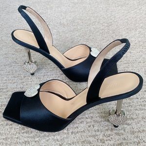 SOLD*NWOB Unworn Mach & Mach Black Satin Crystal Heart Slingback Sandals size 39